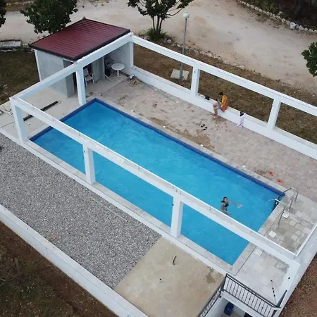 Villa Perla Villa In Imotski, Heated Pool, Sauna, Gym 빌라